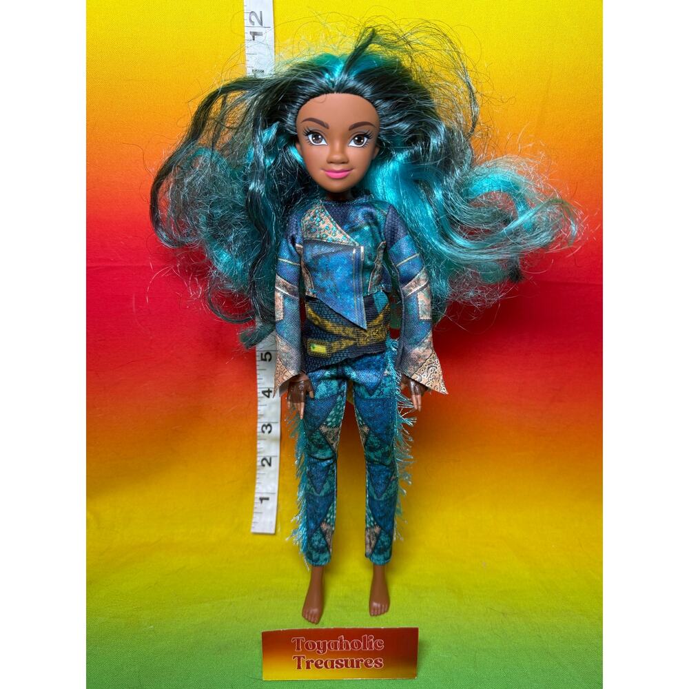 Disney Descendants Isle of the Lost Evie Doll